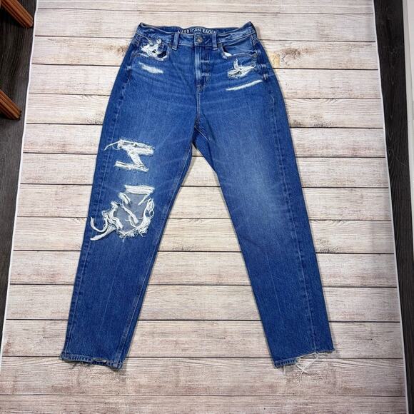 American Eagle Jean Mom High Rise Destroyed Distressed Grunge Women's 4 R - Picture 1 of 10
